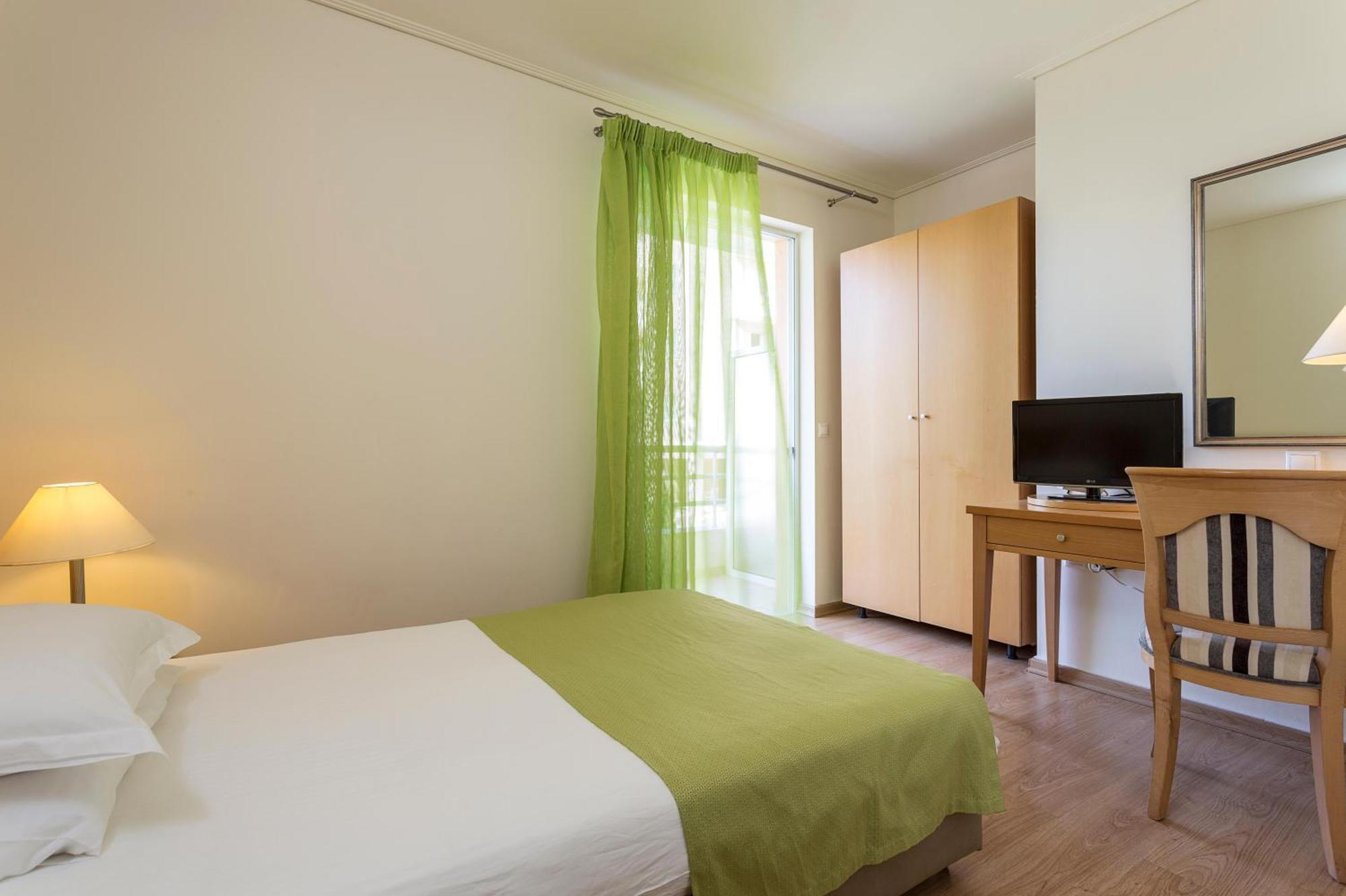 Civitel Attik Rooms & Suites Athena Bagian luar foto